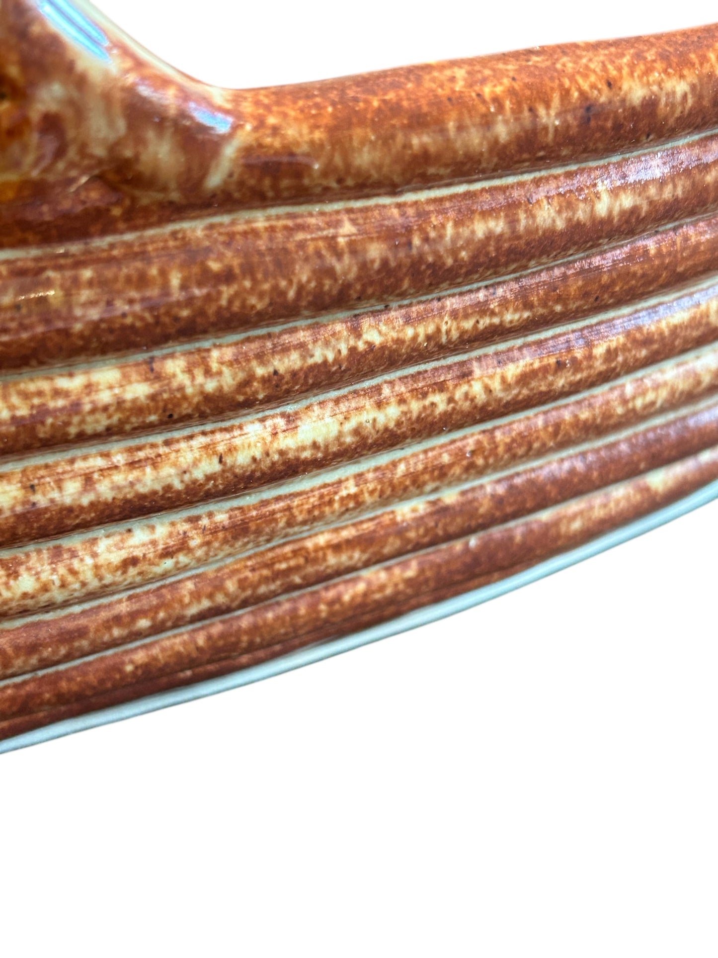Restaurant-Style Coiled Bread Basket #1 with Braided Rim