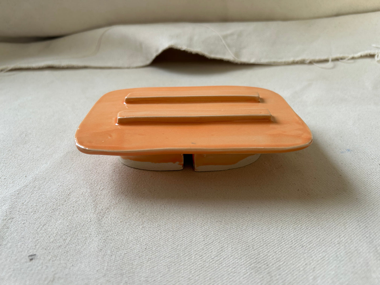 Pedestal Soap Dish #56 in Tangelo Orange