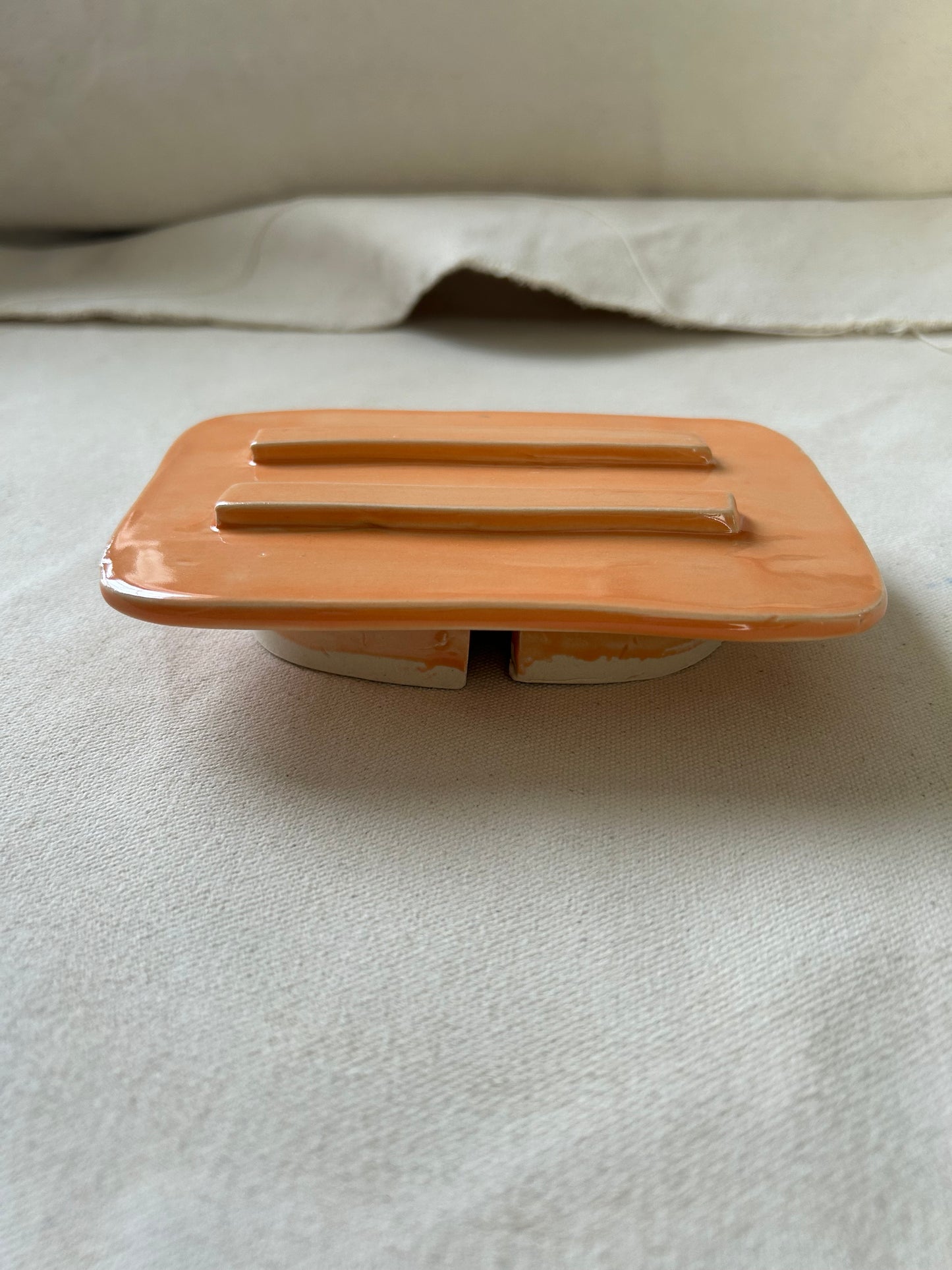 Pedestal Soap Dish #56 in Tangelo Orange