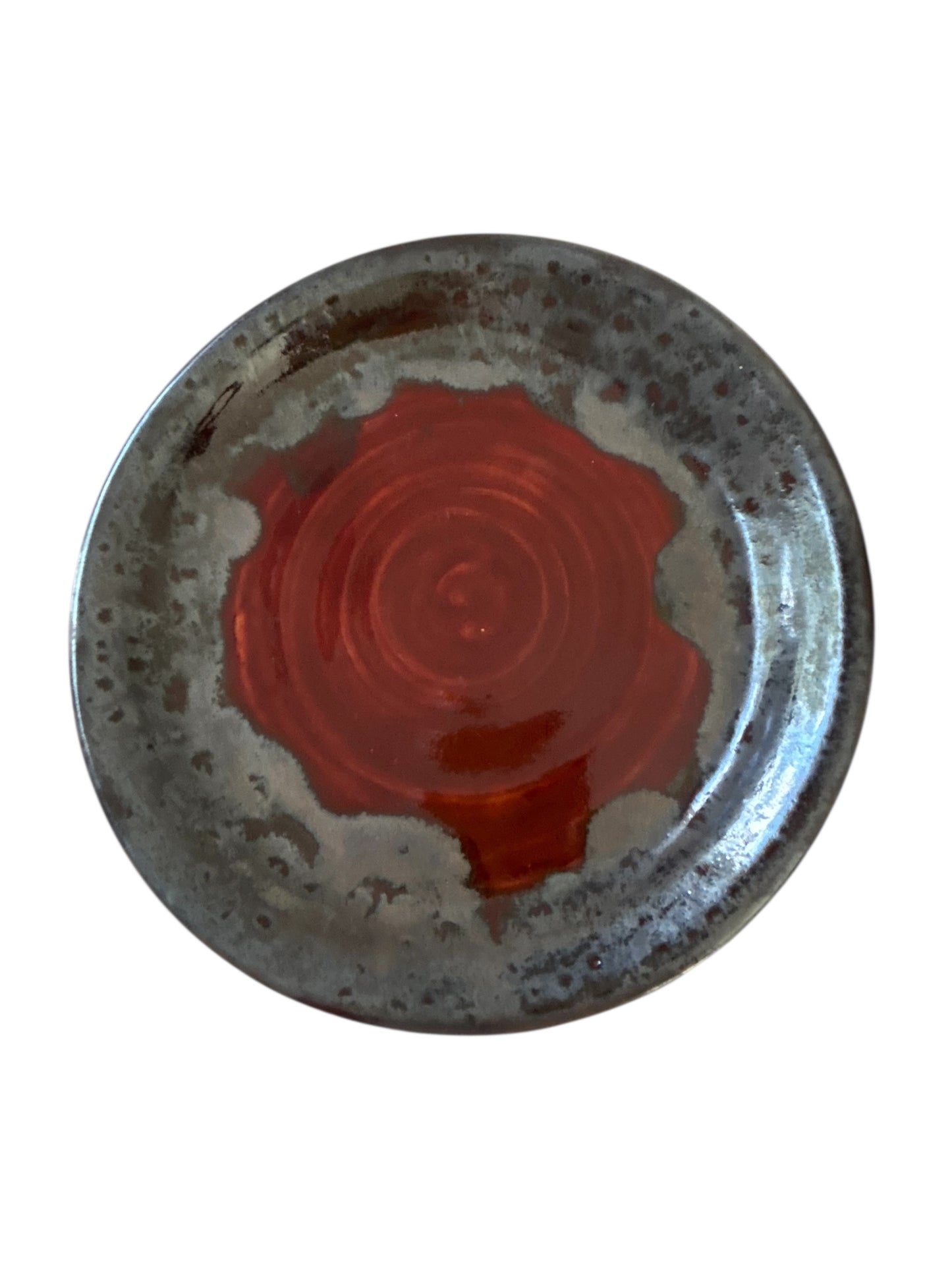 General-Purpose Side Plate #18 in Fiery Red and Saturation Gold
