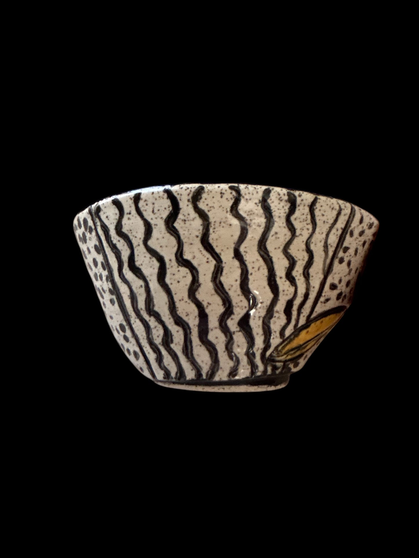 Medium Contrasting Mishima Bowl #44 in Black, White, and Yellow