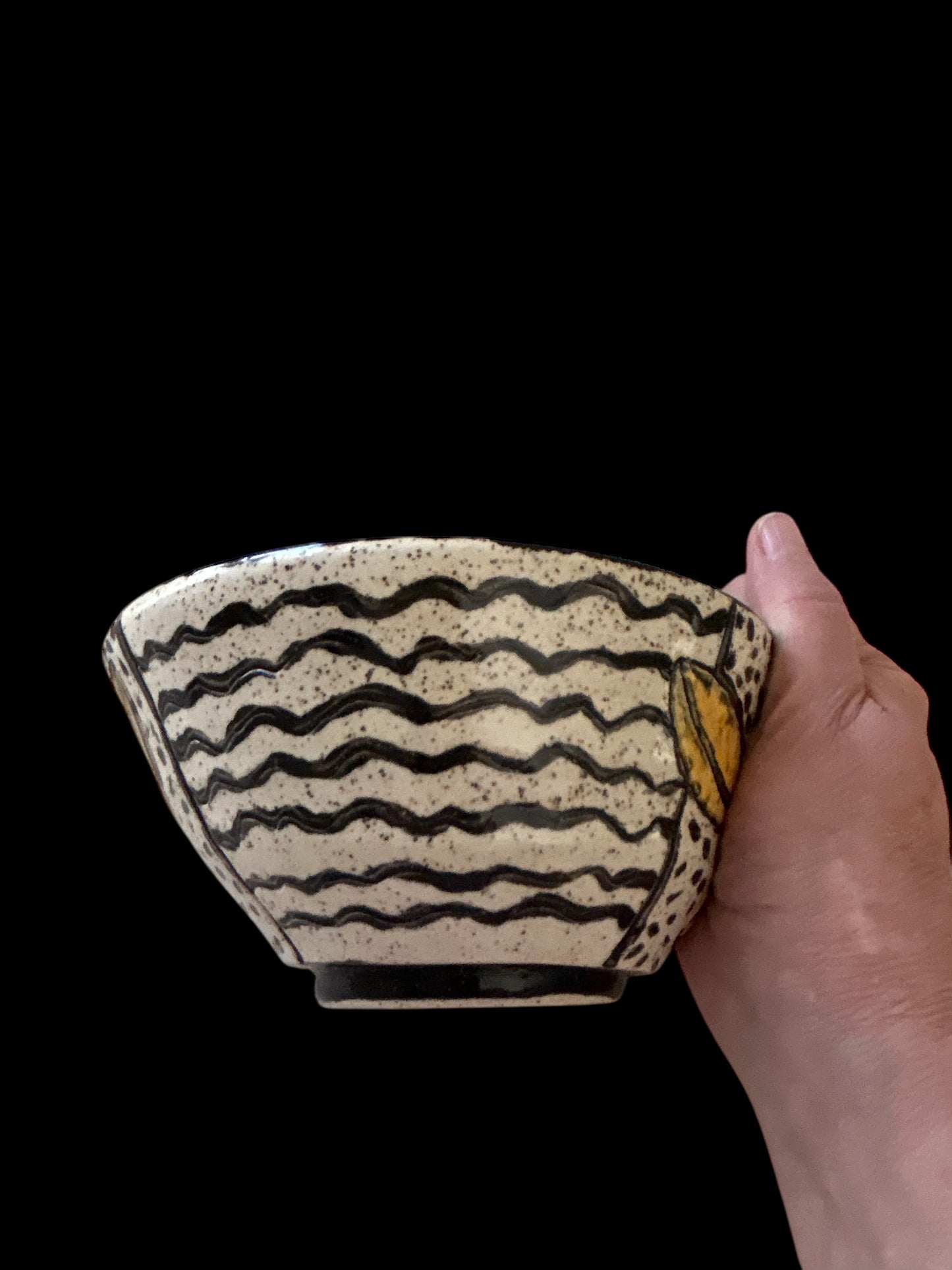 Medium Contrasting Mishima Bowl #44 in Black, White, and Yellow