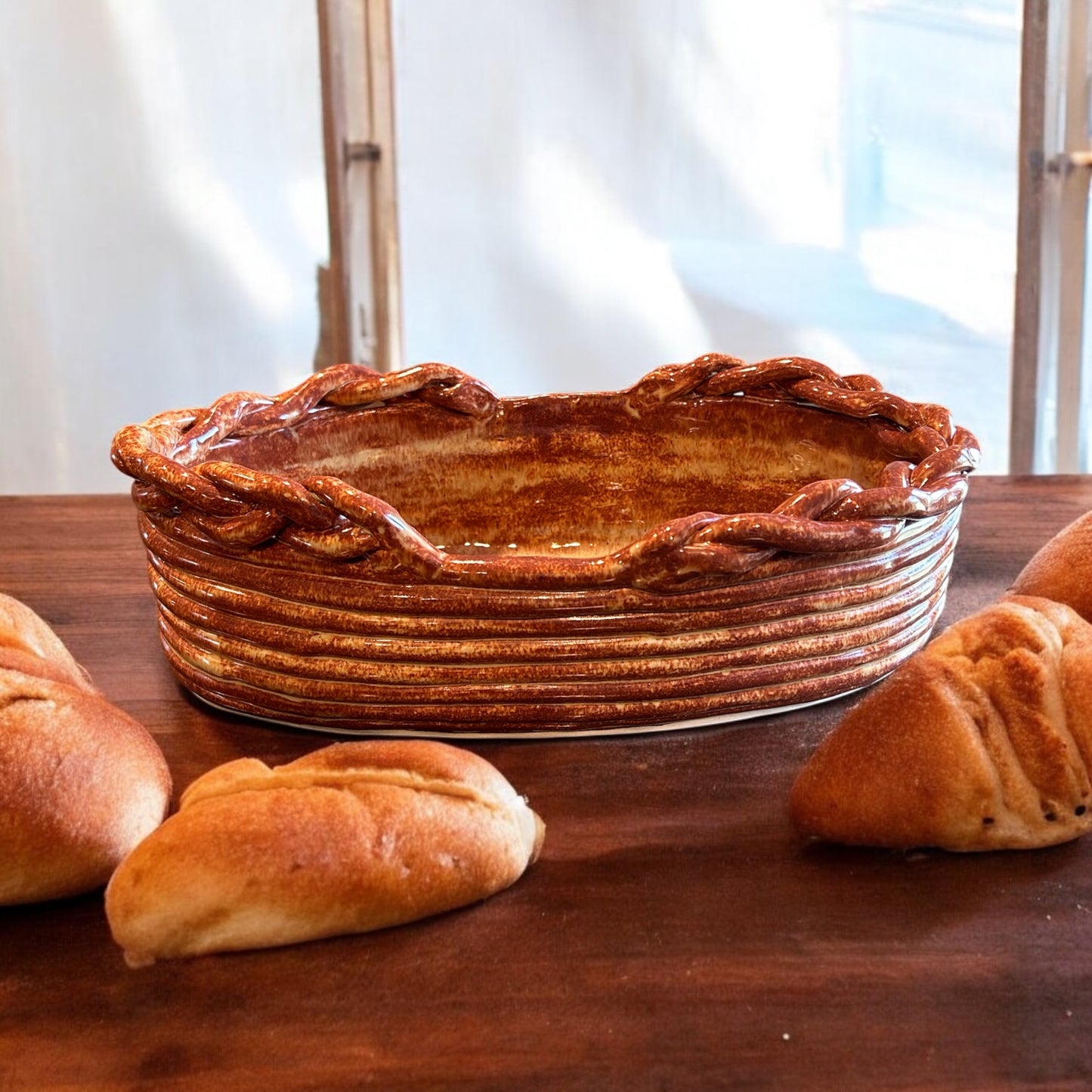 Restaurant-Style Coiled Bread Basket #1 with Braided Rim