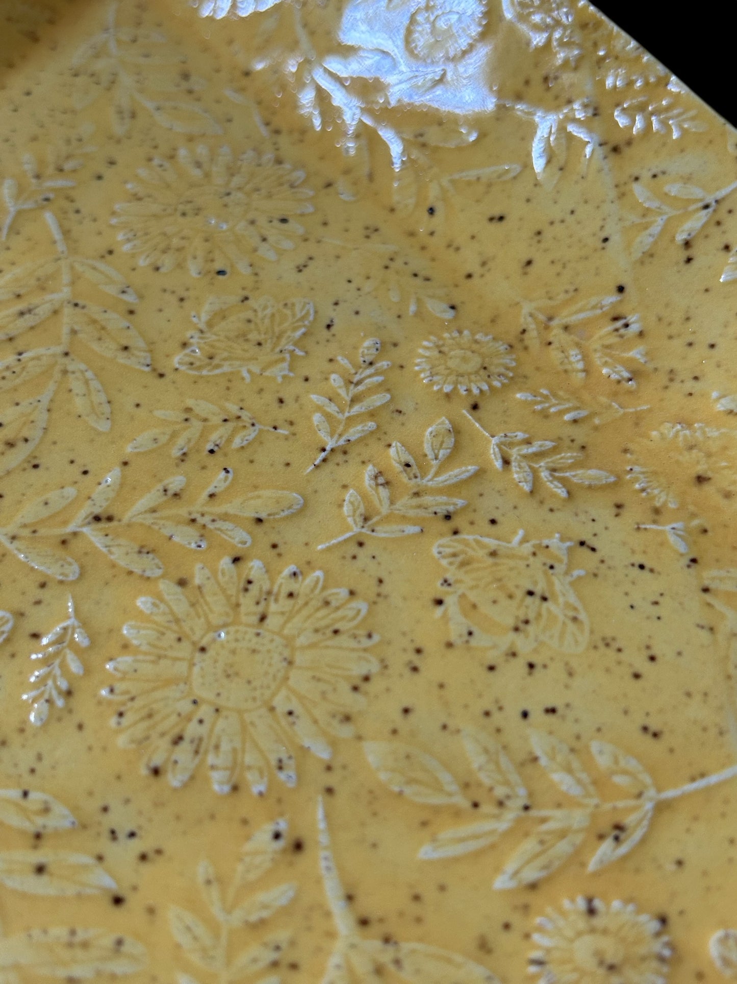 Medium Handbuilt Slab Textured Triangular Plate #12 with Bees and Sunflowers Designs in Golden Yellow