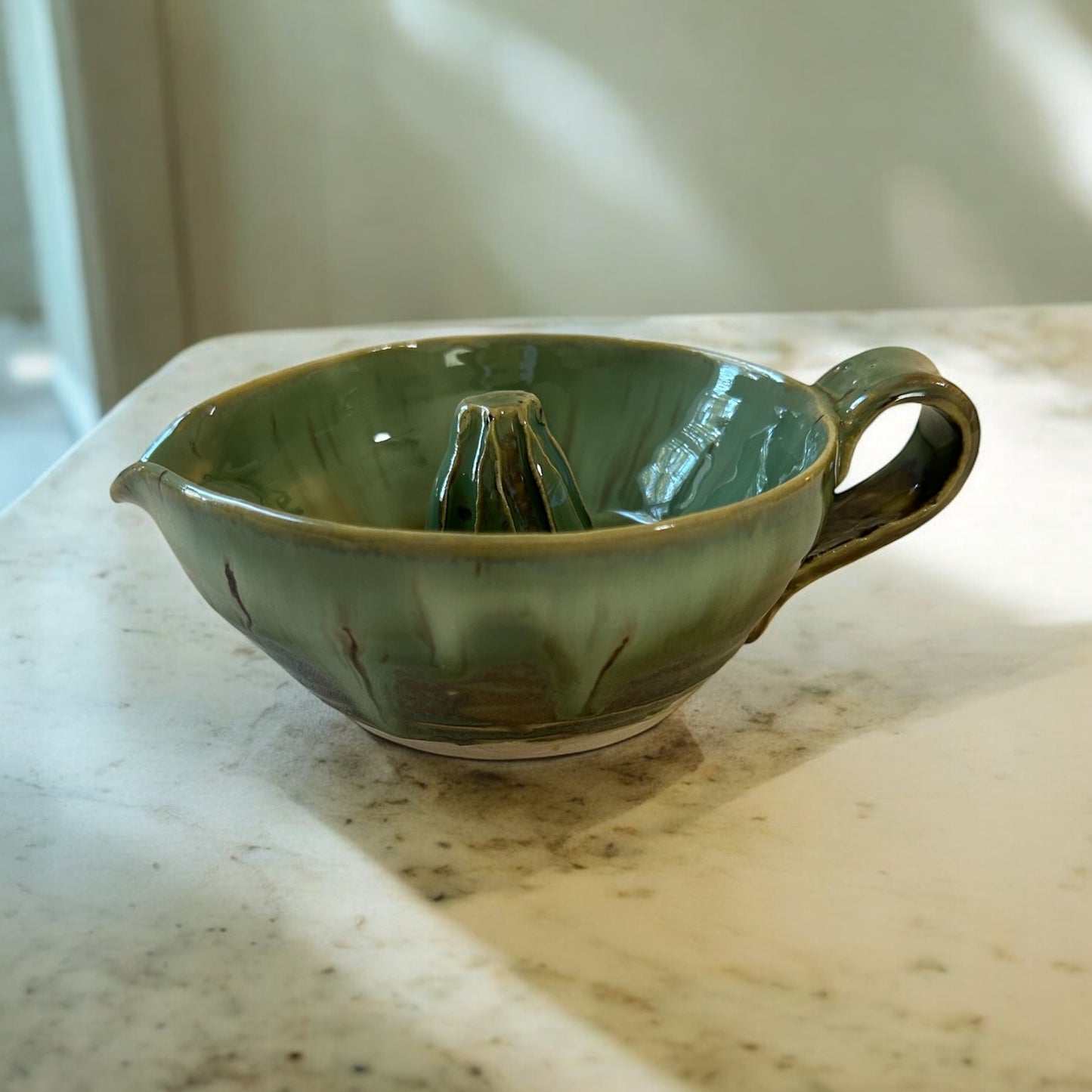 Citrus Juicer #2 with Handle and Spout in Aspen Green