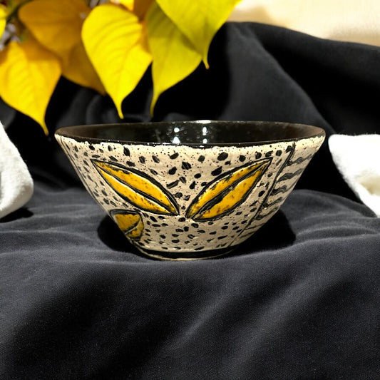 Contrasting Mishima Bowl #44 in Black, White, and Yellow