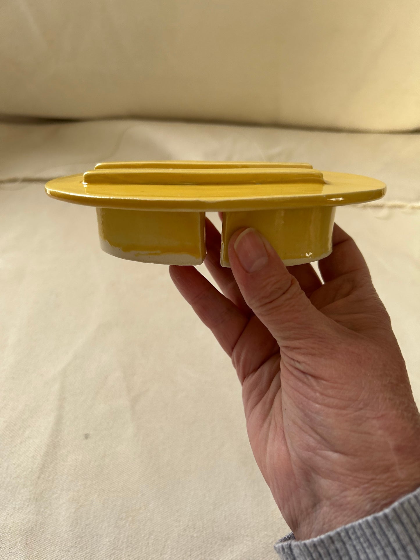Pedestal Soap Dish #55 in Marigold Yellow